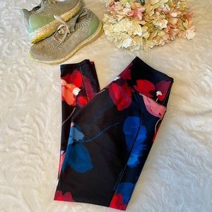 Fabletics High-Waisted Printed PowerHold® Legging